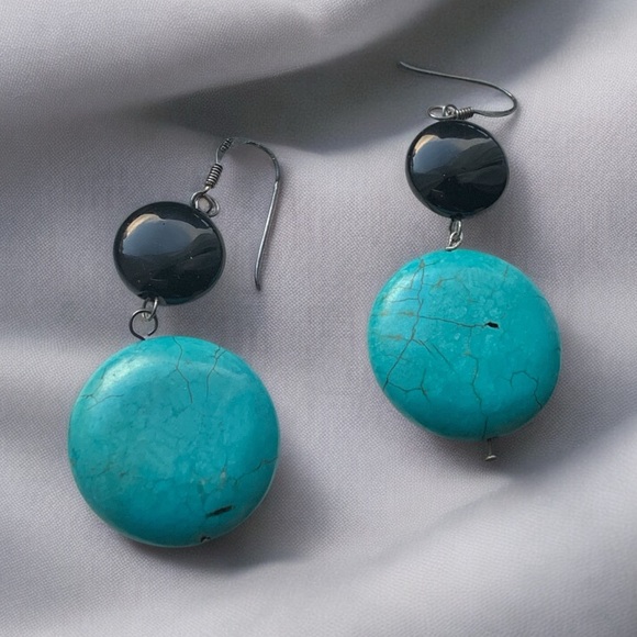 unbranded Jewelry - Vintage Semi Precious Stone Turquoise Black Onyx Dangle Earrings Jewelry •FLAW